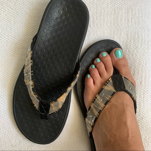 Vionic Sandals - Picture 7 of 8